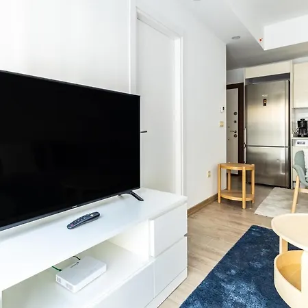 Stunning Retreat 3 Min To Kanyon Mall